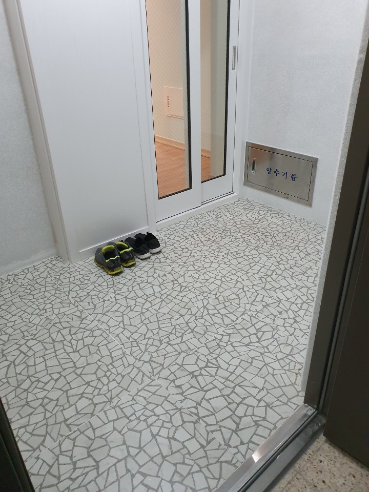 2049928719_qy12VduC_5bd15643be89b0dd769b205d9175267a8b4abc7c.jpg 이미지크게보기