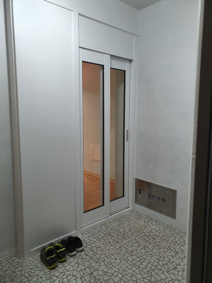 2049928719_vQOkyA0I_39c9d92ad3186446a5f1061f74da89647824317f.jpg 이미지크게보기